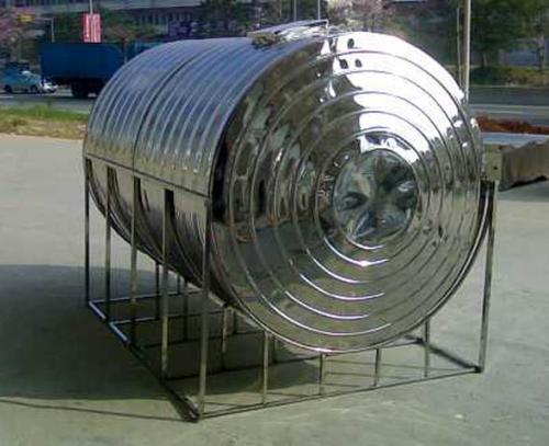 武汉组合不锈钢水箱的特点与使用事项